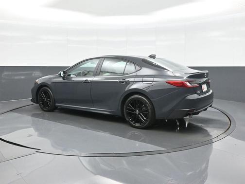 Underground 2026 Toyota Camry SE