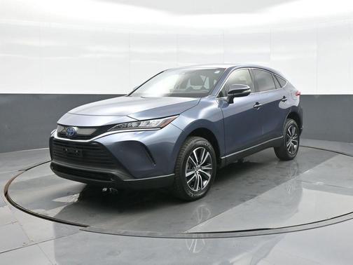 2022 Toyota Venza LE