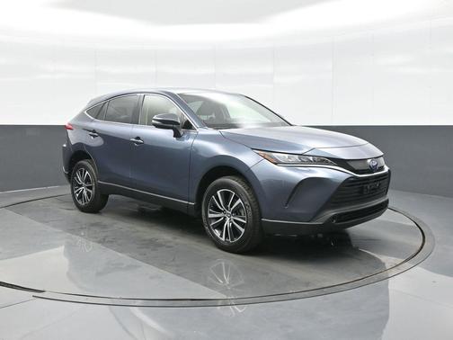 2022 Toyota Venza LE