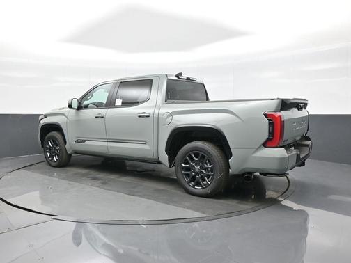 2026 Toyota Tundra Hybrid Platinum