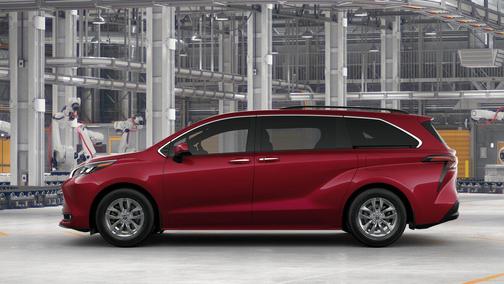2025 Toyota Sienna XLE 7 Passenger