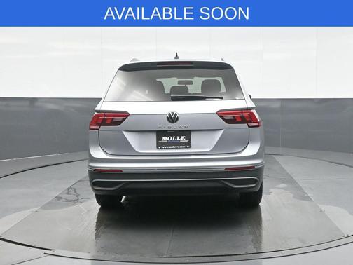 Pyrite Silver Metallic 2022 Volkswagen Tiguan 2.0T S