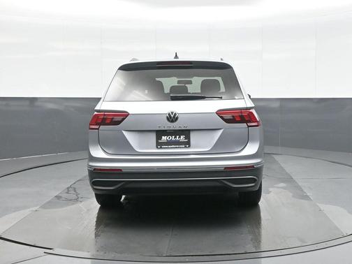 Pyrite Silver Metallic 2022 Volkswagen Tiguan 2.0T S