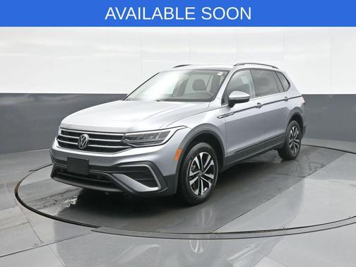 Pyrite Silver Metallic 2022 Volkswagen Tiguan 2.0T S