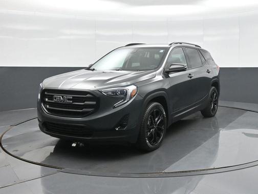Graphite Gray Metallic 2021 GMC Terrain SLT