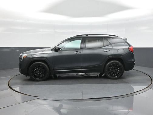 Graphite Gray Metallic 2021 GMC Terrain SLT