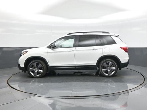 Platinum White Pearl 2021 Honda Passport AWD Touring