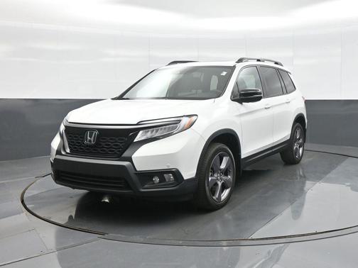 Platinum White Pearl 2021 Honda Passport AWD Touring