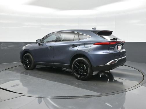 Coastal Gray Metallic 2023 Toyota Venza Limited