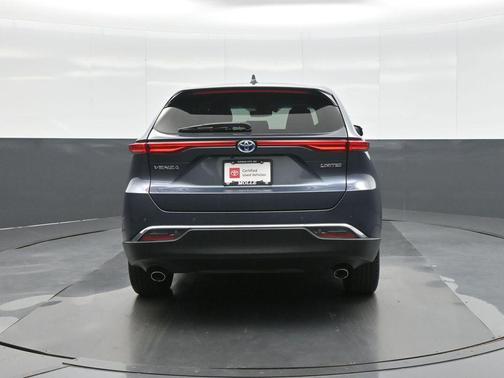 Coastal Gray Metallic 2023 Toyota Venza Limited