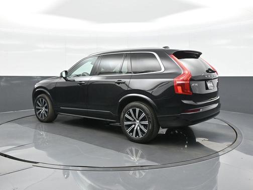 2023 Volvo XC90 B5 Core
