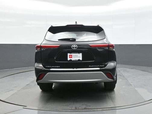 2020 Toyota Highlander Platinum