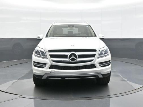 White 2015 Mercedes-Benz GL-Class 4MATIC