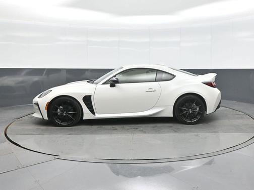 2025 Toyota GR86 Premium