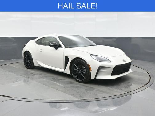 2025 Toyota GR86 Premium