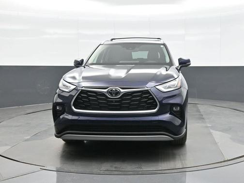 2025 Toyota Highlander Platinum