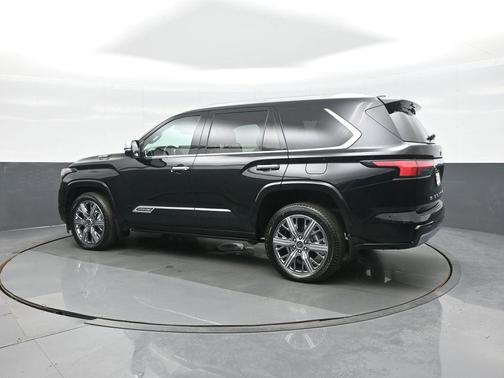 2024 Toyota Sequoia Capstone