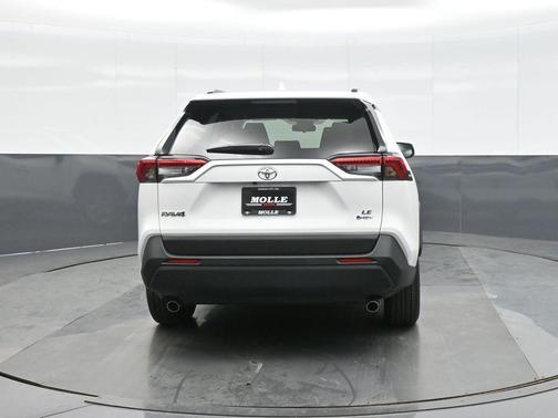 2025 Toyota RAV4 Hybrid LE