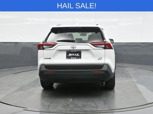 2025 Toyota RAV4 Hybrid LE