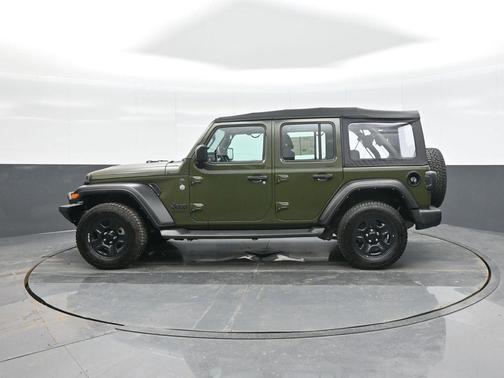 2022 Jeep Wrangler Unlimited Sport