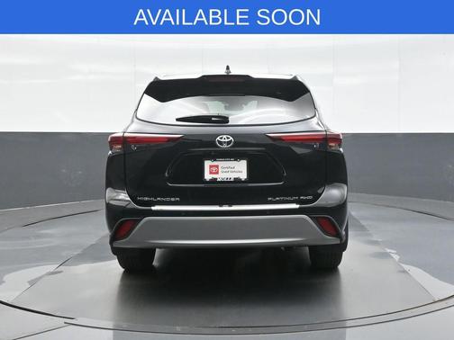 Midnight Black Metallic 2025 Toyota Highlander Platinum