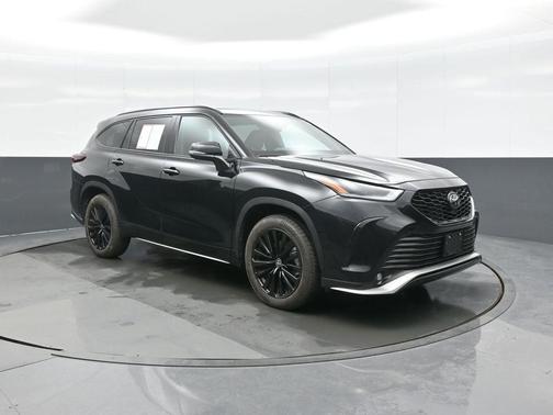 2025 Toyota Highlander XSE