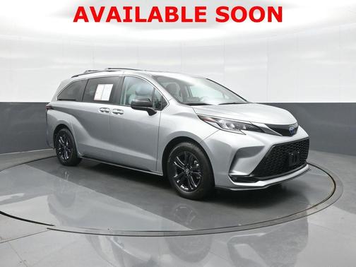 2024 Toyota Sienna XSE 7 Passenger