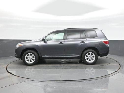 2013 Toyota Highlander SE