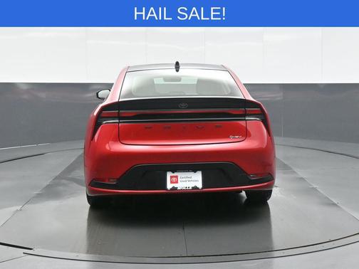 2025 Toyota Prius XLE