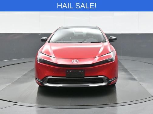 2025 Toyota Prius XLE