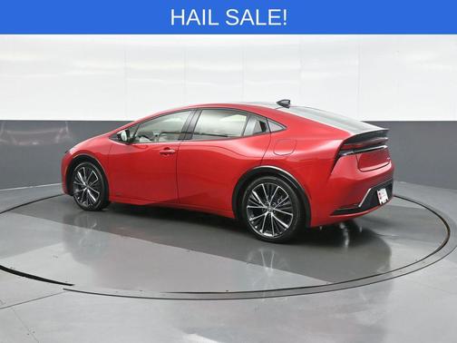 2025 Toyota Prius XLE