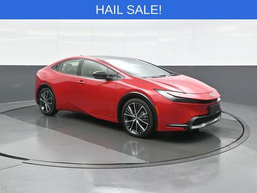 2025 Toyota Prius XLE