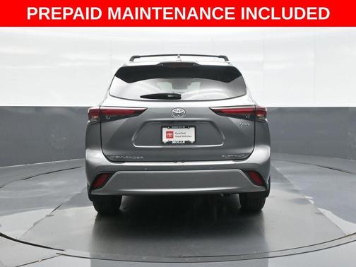 Heavy Metal 2026 Toyota Highlander Hybrid Platinum