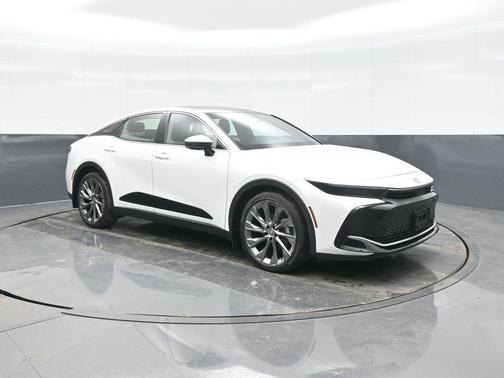 2024 Toyota Crown Limited