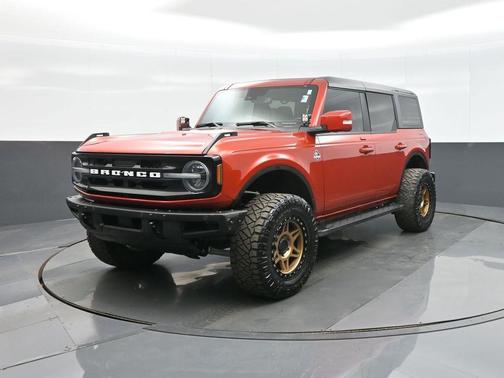 2022 Ford Bronco Outer Banks