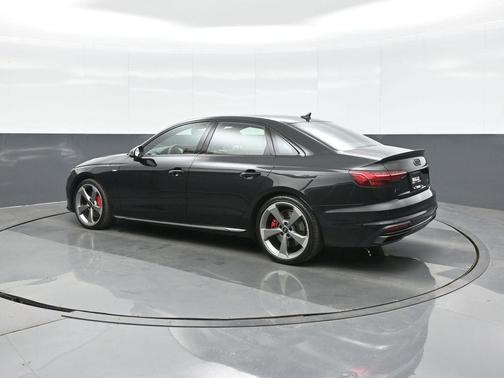 2024 Audi A4 45 S line Premium Plus