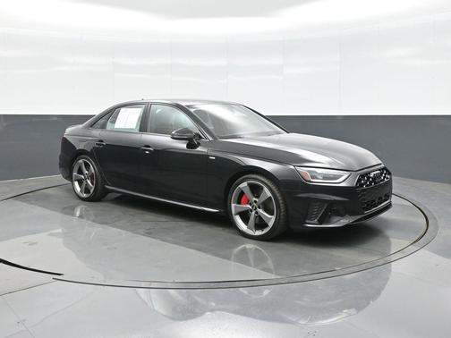 2024 Audi A4 45 S line Premium Plus