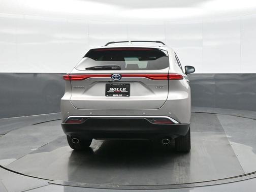 2023 Toyota Venza XLE