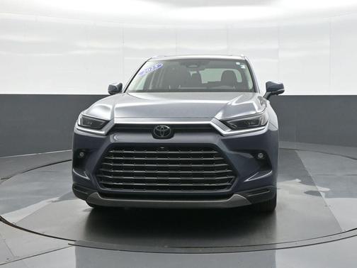 Cloud 2025 Toyota Grand Highlander Limited