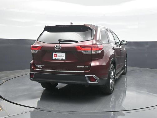 Ooh La La Rouge Mica 2017 Toyota Highlander Limited Platinum