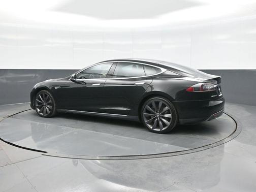 2013 Tesla Model S Performance