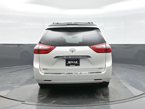 2018 Toyota Sienna Limited