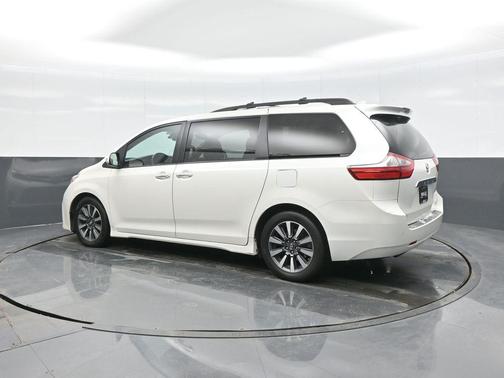 2018 Toyota Sienna Limited