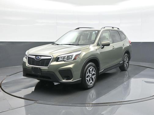 Jasper Green Metallic 2019 Subaru Forester Premium