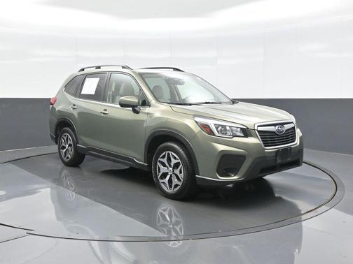 Jasper Green Metallic 2019 Subaru Forester Premium