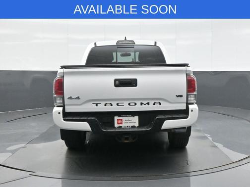 Super White 2017 Toyota Tacoma Limited