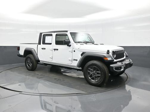 2025 Jeep Gladiator Sport S