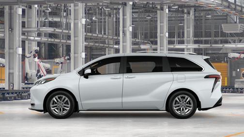 Wind Chill Pearl 2026 Toyota Sienna Limited