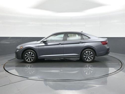 Platinum Gray Metallic 2024 Volkswagen Jetta 1.5T S