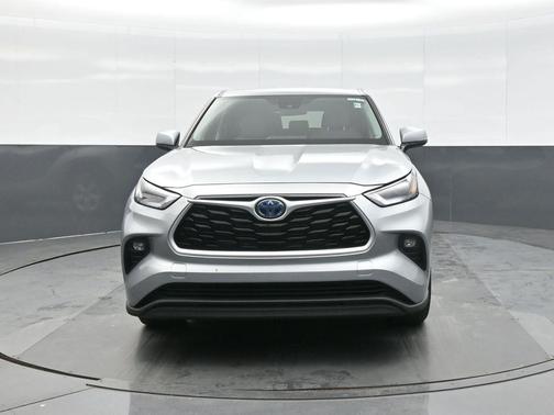 2023 Toyota Highlander Hybrid LE